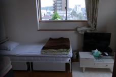 長めのいい角部屋の部屋となります。