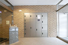 最寄駅徒歩5分、事務所まで徒歩20秒