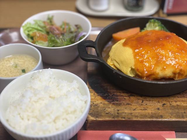 今日の昼飯ですよー