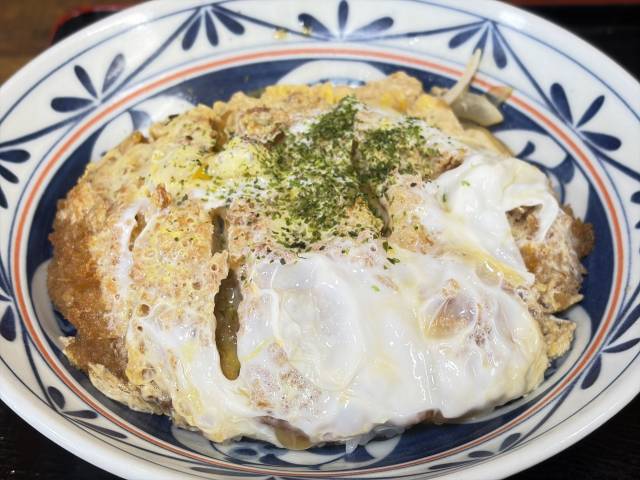 今日の昼飯ですよー