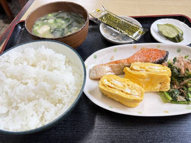 今日の昼飯ですよー