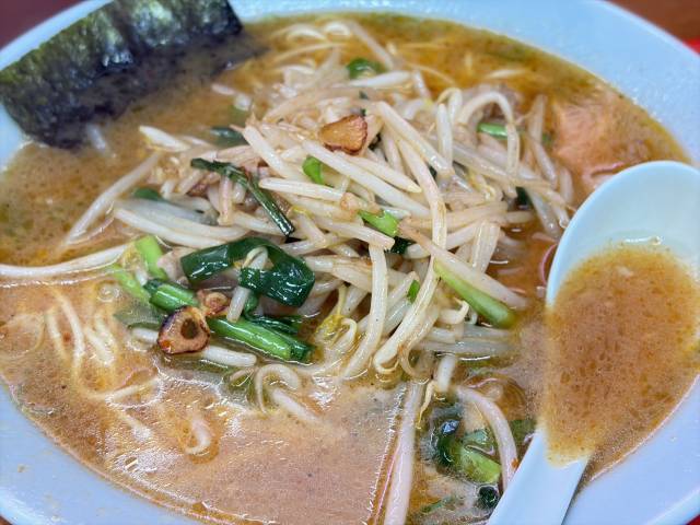 今日の昼飯ですよー
