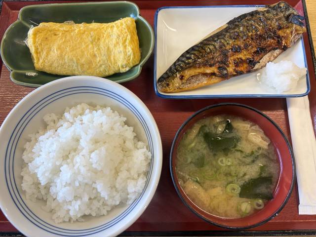 今日の昼飯ですよー